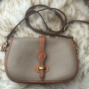 Preloved Vintage Dooney & Bourke sling shoulder bag
